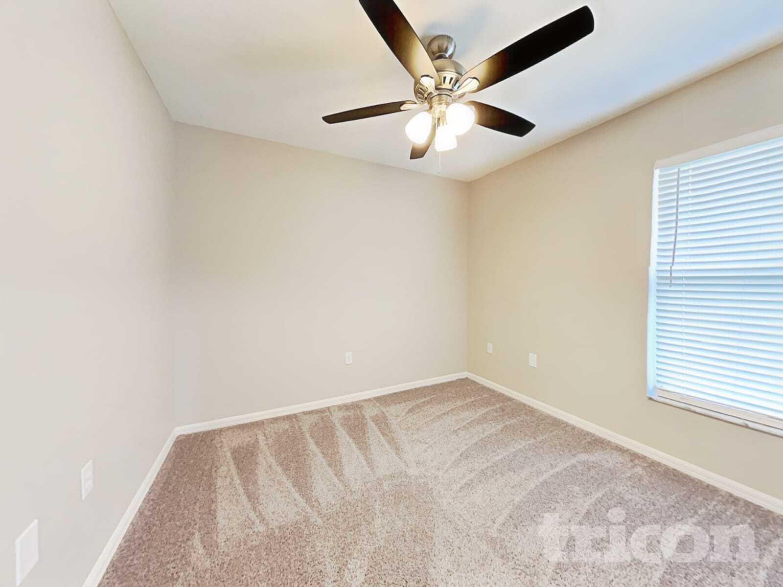 Building Photo - 3124 58th Terrace E