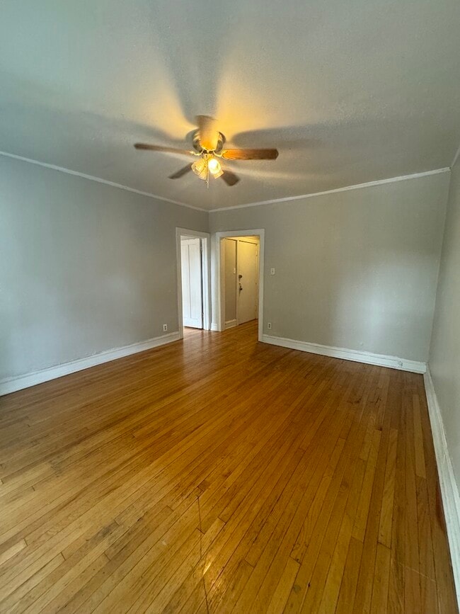 Building Photo - 2602 W Altgeld St