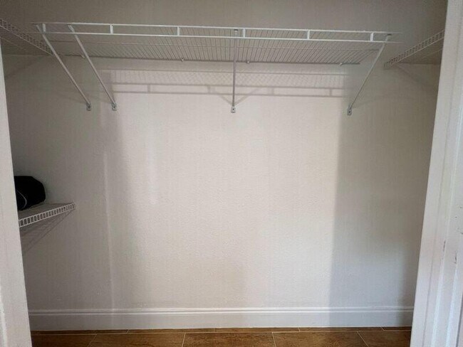 Building Photo - 4216 Sea Grape Dr