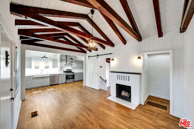 Building Photo - 10509 Wilsey Ave