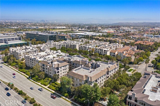 Building Photo - 6001 Crescent Park E