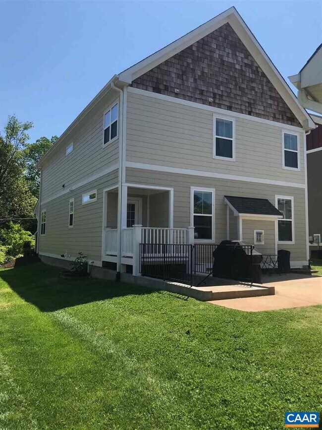 Building Photo - 926 Haden Ln
