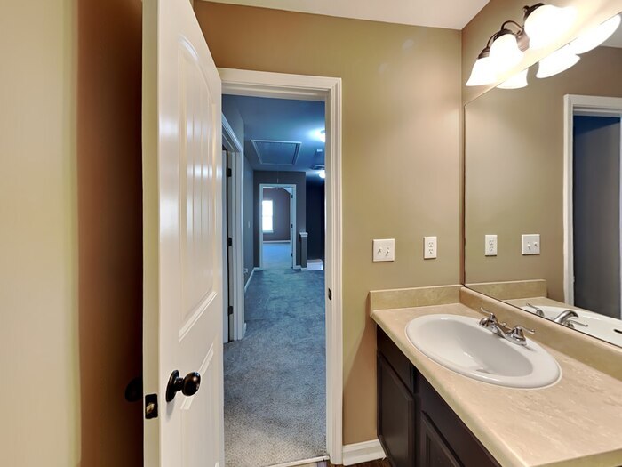 Building Photo - 4885 Medlock Trail Ct SW