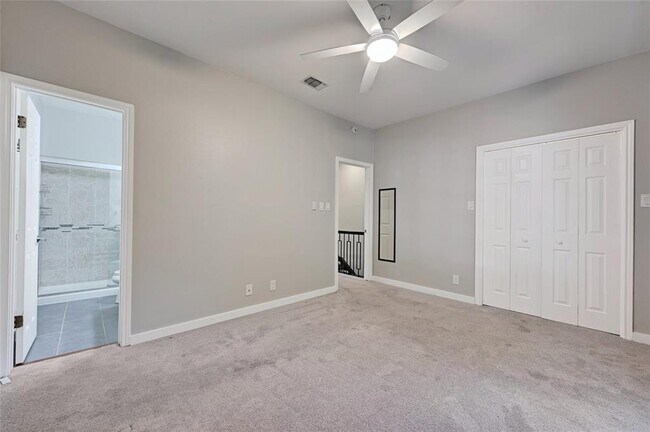 Building Photo - 1307 Kinney Ave