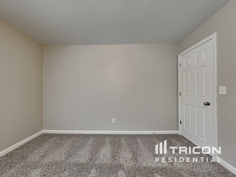 Building Photo - 3952 Margaux Dr