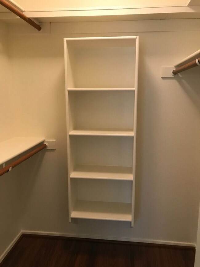 2nd Bedroom Walk-In Closet - 1880 E Morten Ave