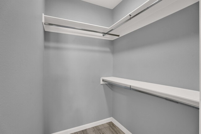 Building Photo - 4250 Dorel Dr