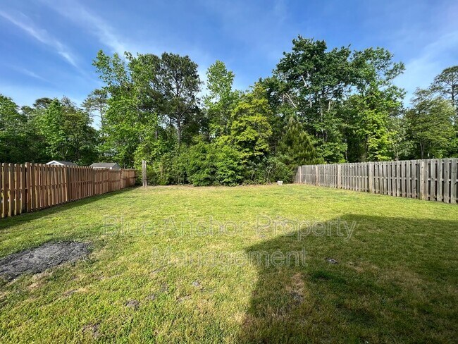 Building Photo - 153 Leeward Ln