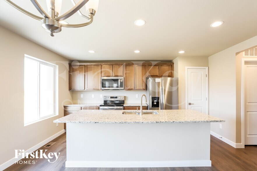 Building Photo - 10559 Horton Dr