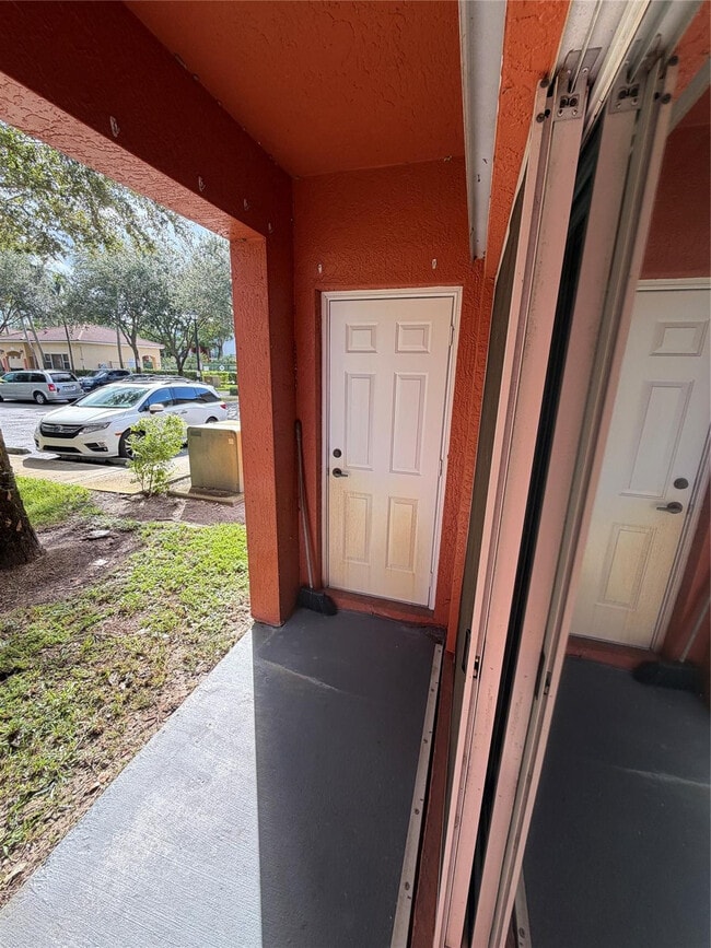 Building Photo - 3340 Palomino Dr