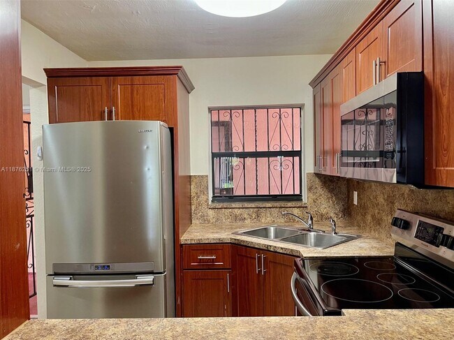 Building Photo - 6259 W 24th Ave