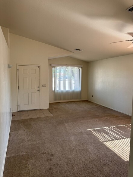 Building Photo - 12649 E Mandell Pass