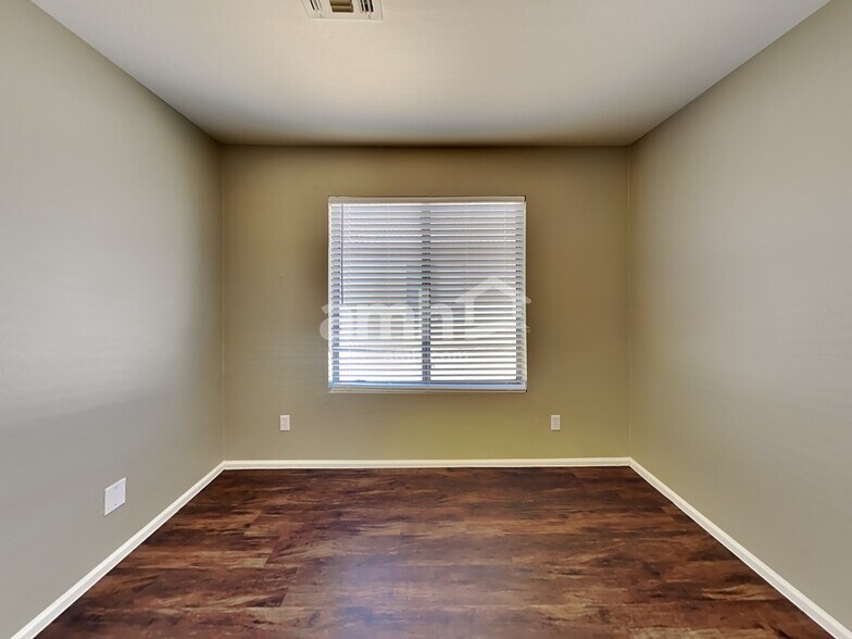 Building Photo - 13177 W Mauna Loa Ln