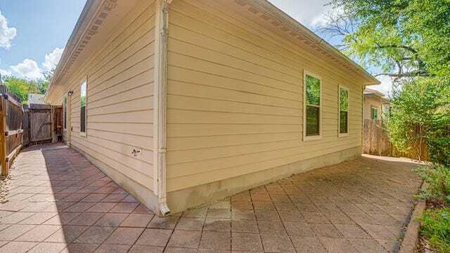 Building Photo - 8519 Pecan Cross