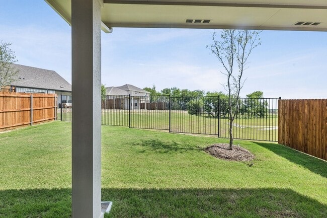 Building Photo - 716 Caraway Dr
