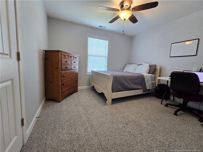 Building Photo - 410 Sedgefield Dr