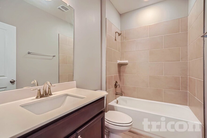 Building Photo - 173 Cattail Ln