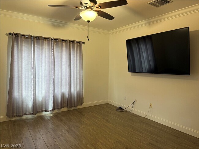 Building Photo - 2851 Sapphire Desert Dr