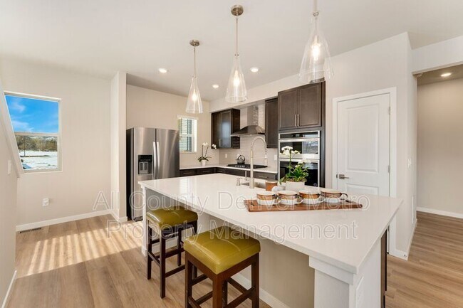 Building Photo - 15195 W 68th Pl