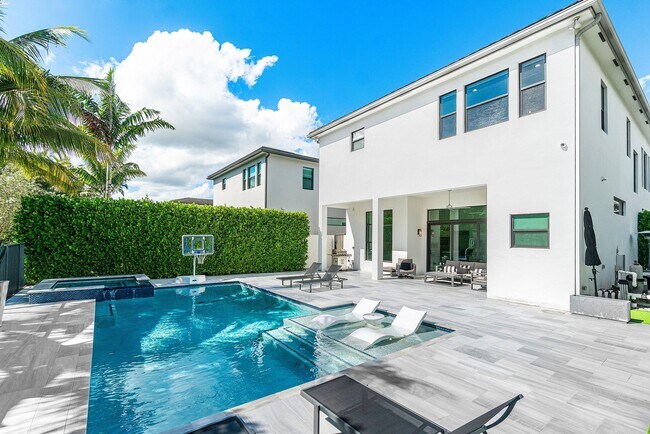 Building Photo - 9006 Dulcetto Ct