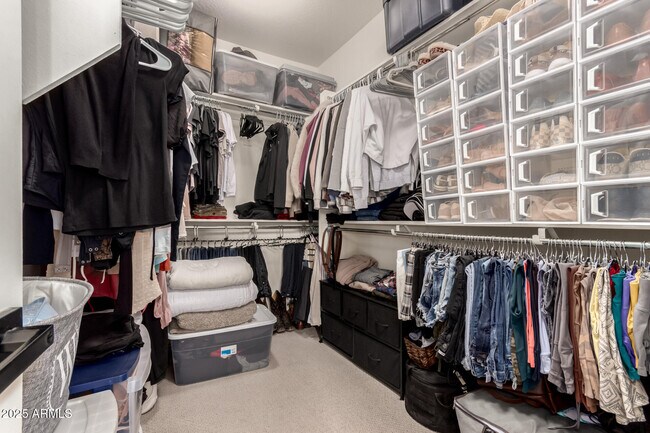 Building Photo - 5418 S Vincent