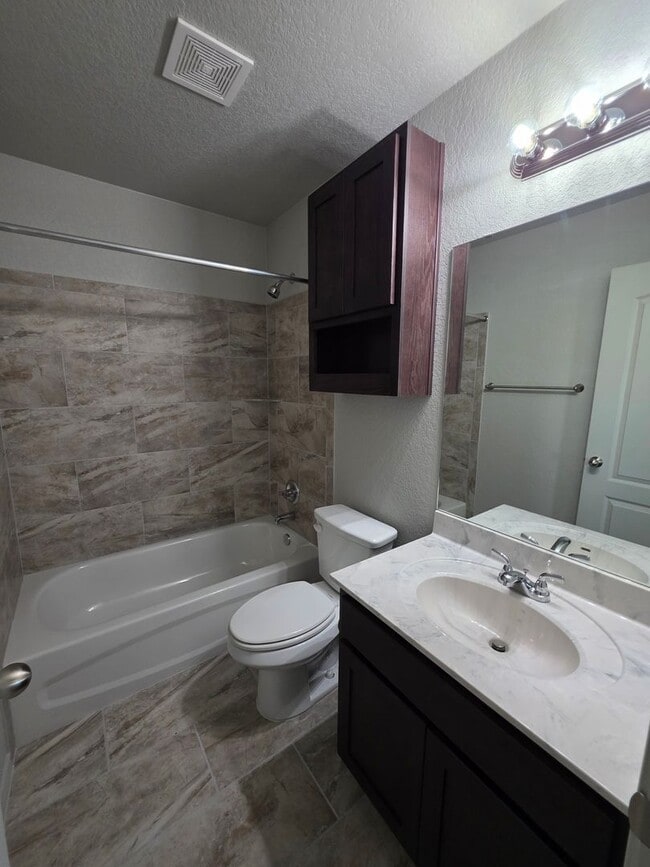 Building Photo - MOVE IN SPECIAL 1/2 off 1st Months Rent Text 201-231-7228