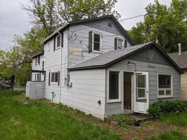 Building Photo - 214 S G St