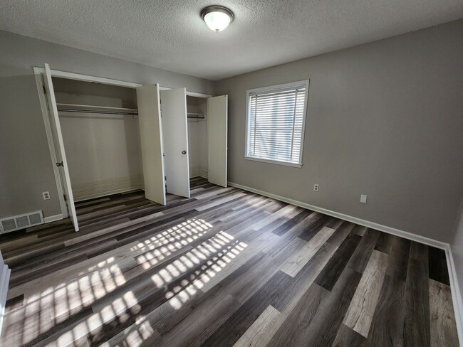 Building Photo - Single family home located in West Memphis