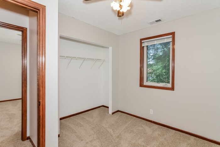 Building Photo - 891 Hazelwood St