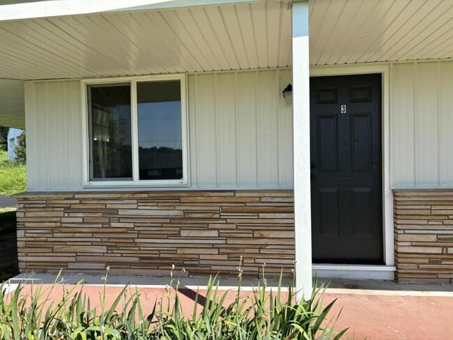 Primary Photo - 10524 Farm Rd 2180