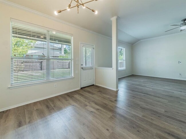 Building Photo - 18705 Falcon Pointe Blvd
