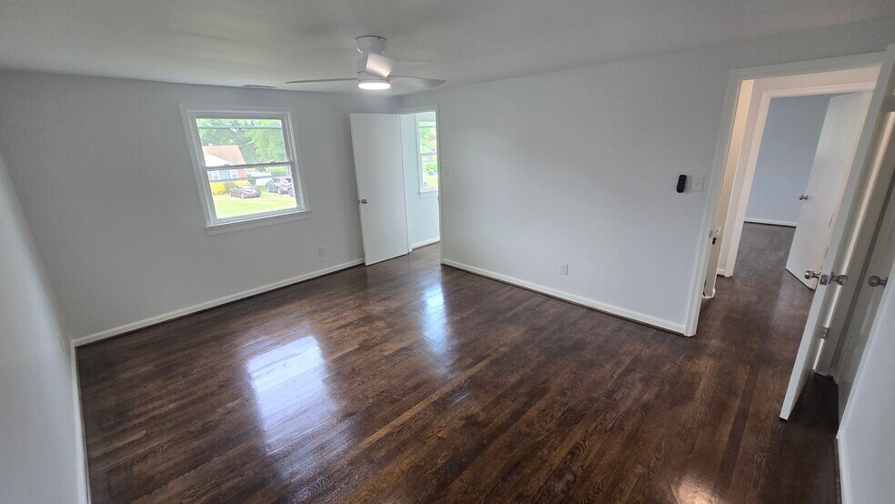 Building Photo - 4924 Glenspring Rd