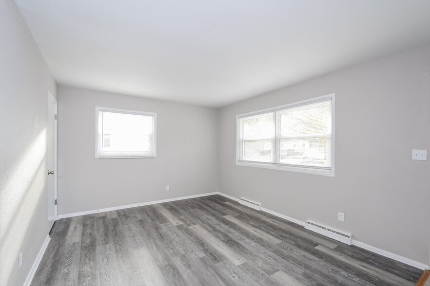 Building Photo - 1147 Baron Ave