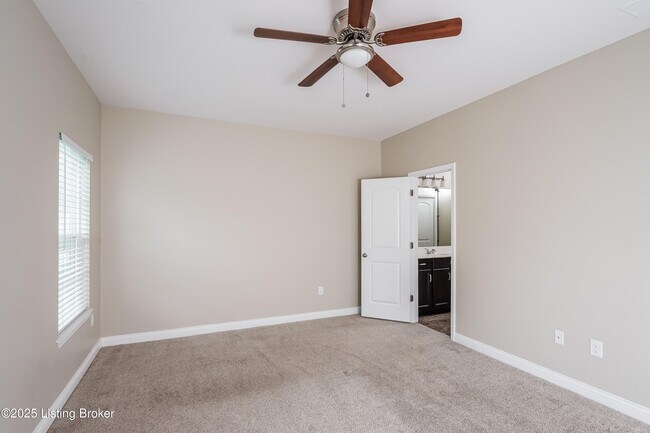 Building Photo - 10600 Evanwood Dr