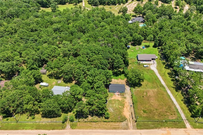 Building Photo - 700 Butler Dr