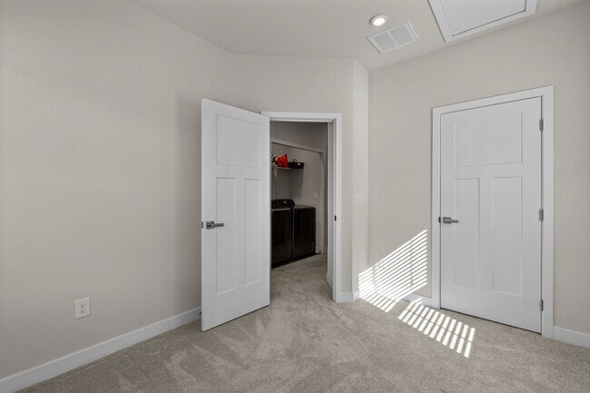 Building Photo - Welcome to modern living in Suffolk, Virginia!