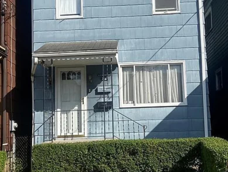 Primary Photo - 716 Coleman Ave