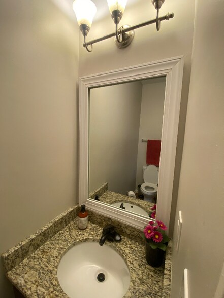 Building Photo - 7434 Frances Irene Dr