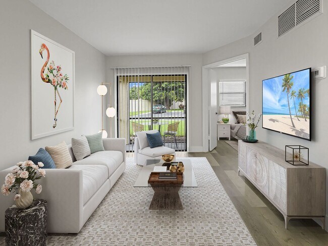 Building Photo - $250 OFF FIRST MONTH RENT!! Affordable & Newly Remodeled 1-Bedroom in the Heart of Fort Myers!