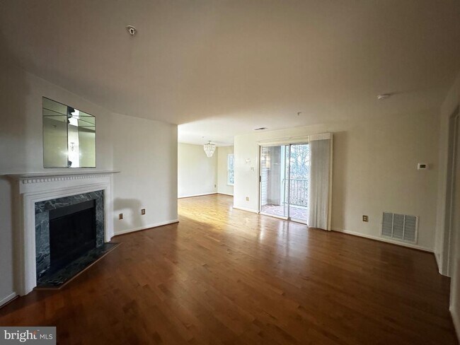 Building Photo - 9141 Gracious End Ct