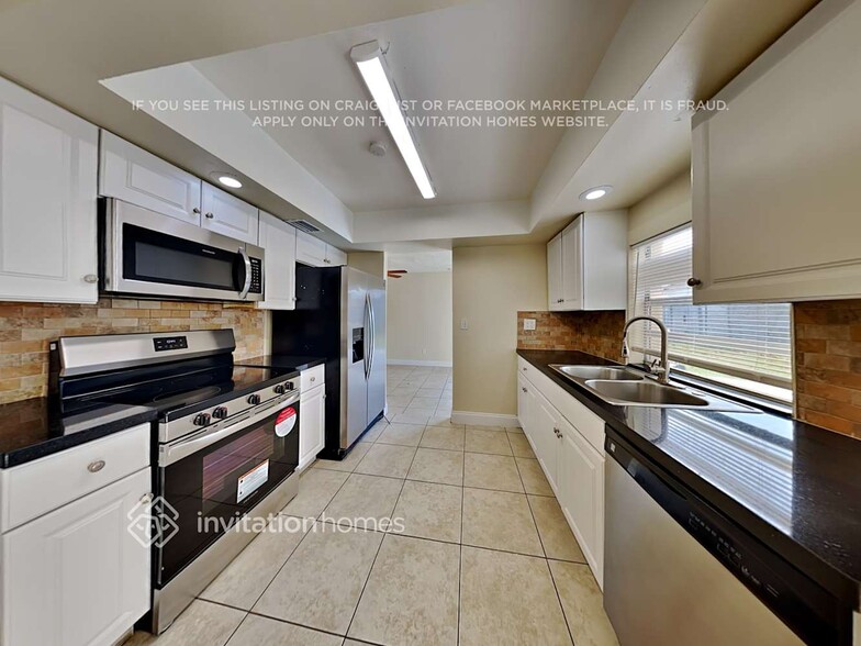 Building Photo - 10740 SW 175th St