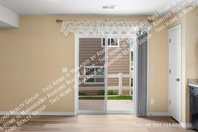 Building Photo - 3866 Papuan Dr