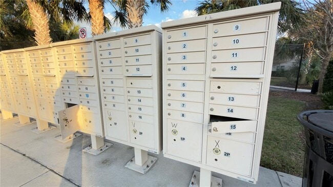 Building Photo - 13040 Overstreet Rd