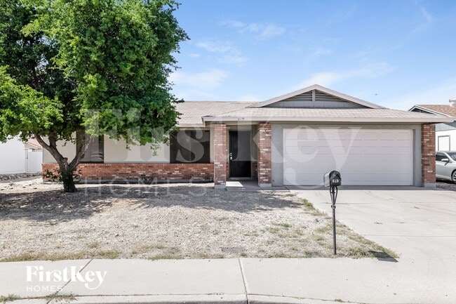 Building Photo - 619 W Wescott Dr
