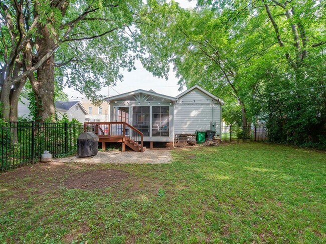 Building Photo - Updated and well appointed home in the his...