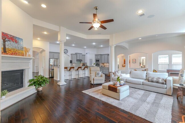 Building Photo - 26 Lufberry Pl
