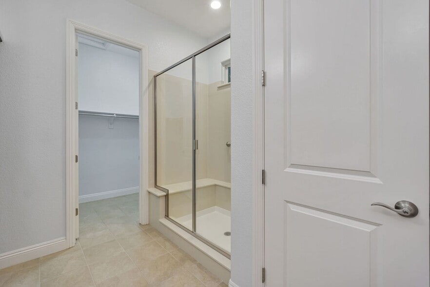 Building Photo - 1631 Chianti Ln