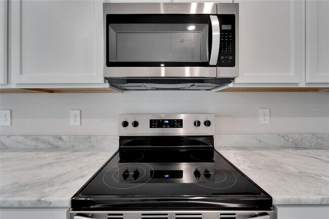 Building Photo - 17641 Crescent Moon Lp