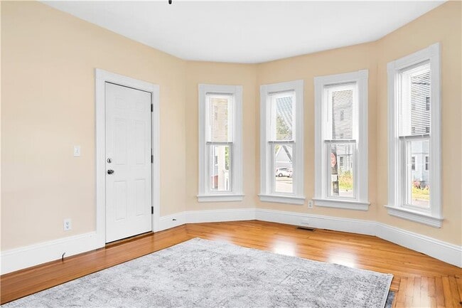 Building Photo - 309 Highland Ave