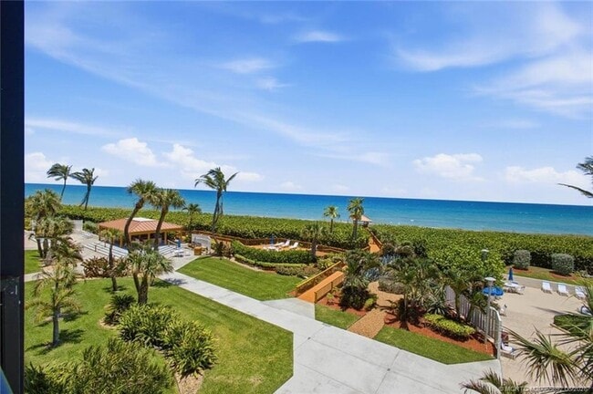 Building Photo - 10410 S Ocean Dr